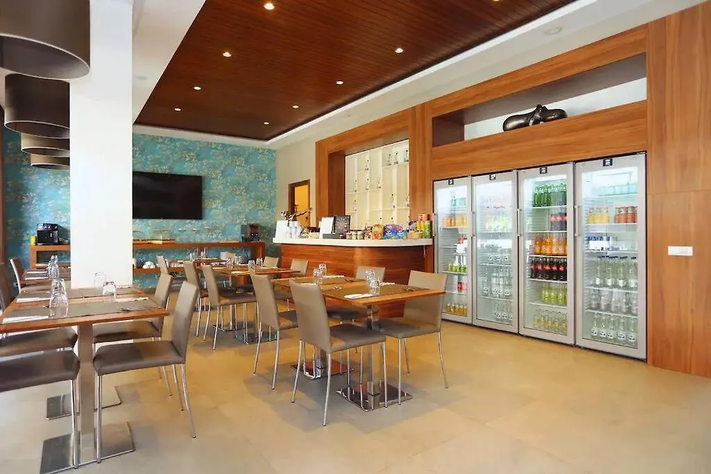 Luxury Apartment At Corniche , Seaview Close Beach Casablanca